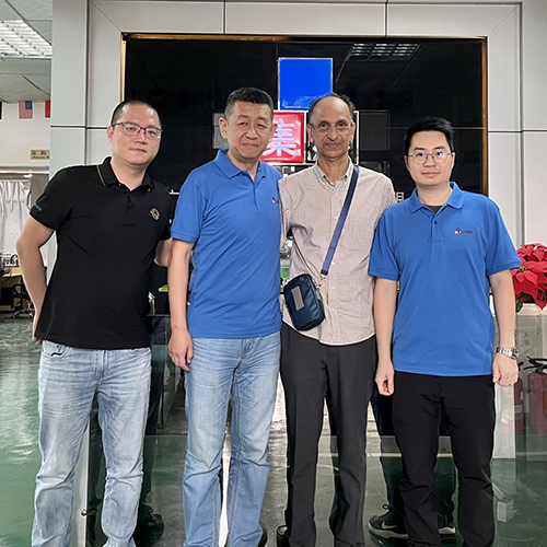 Pelanggan India Datang Untuk Mengunjungi Pabrik Pengering Pompa Panas Kami